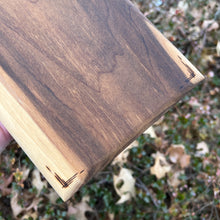 Load image into Gallery viewer, Simple Leaves Cutting/Serving Board