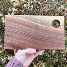 Load image into Gallery viewer, Folky Flower Vase Cutting/Serving Board