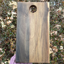 Load image into Gallery viewer, Simple Leaves Cutting/Serving Board