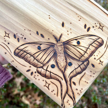 Load image into Gallery viewer, Luna Moth Cutting/Serving Board