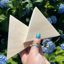 Load image into Gallery viewer, 5" Clear Poplar Triangle Shelf Sitters