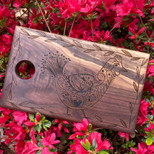 Load image into Gallery viewer, Folky Chicken Serving Board