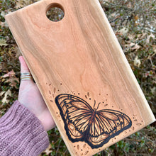 Load image into Gallery viewer, Butterfly Cutting/Serving Board
