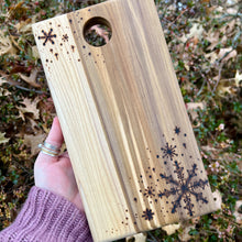 Load image into Gallery viewer, Snowflakes Cutting/Serving Board
