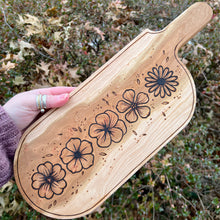 Load image into Gallery viewer, 5 Flowers Bread Board
