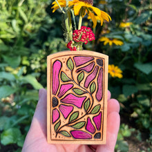 Load image into Gallery viewer, Small Woodburned Bud Vases
