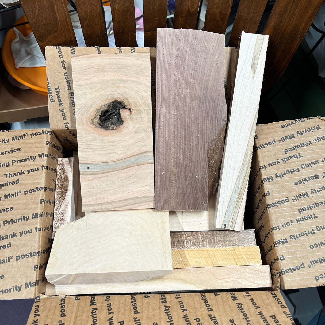 SCRAP BOX- Mixed Hardwoods // Mixed Sizes