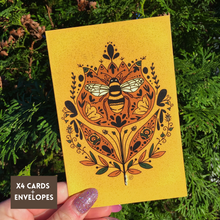 Load image into Gallery viewer, Folk Art Bee Greeting Cards
