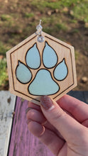 Load and play video in Gallery viewer, Metal Mint Paw Print Ornament
